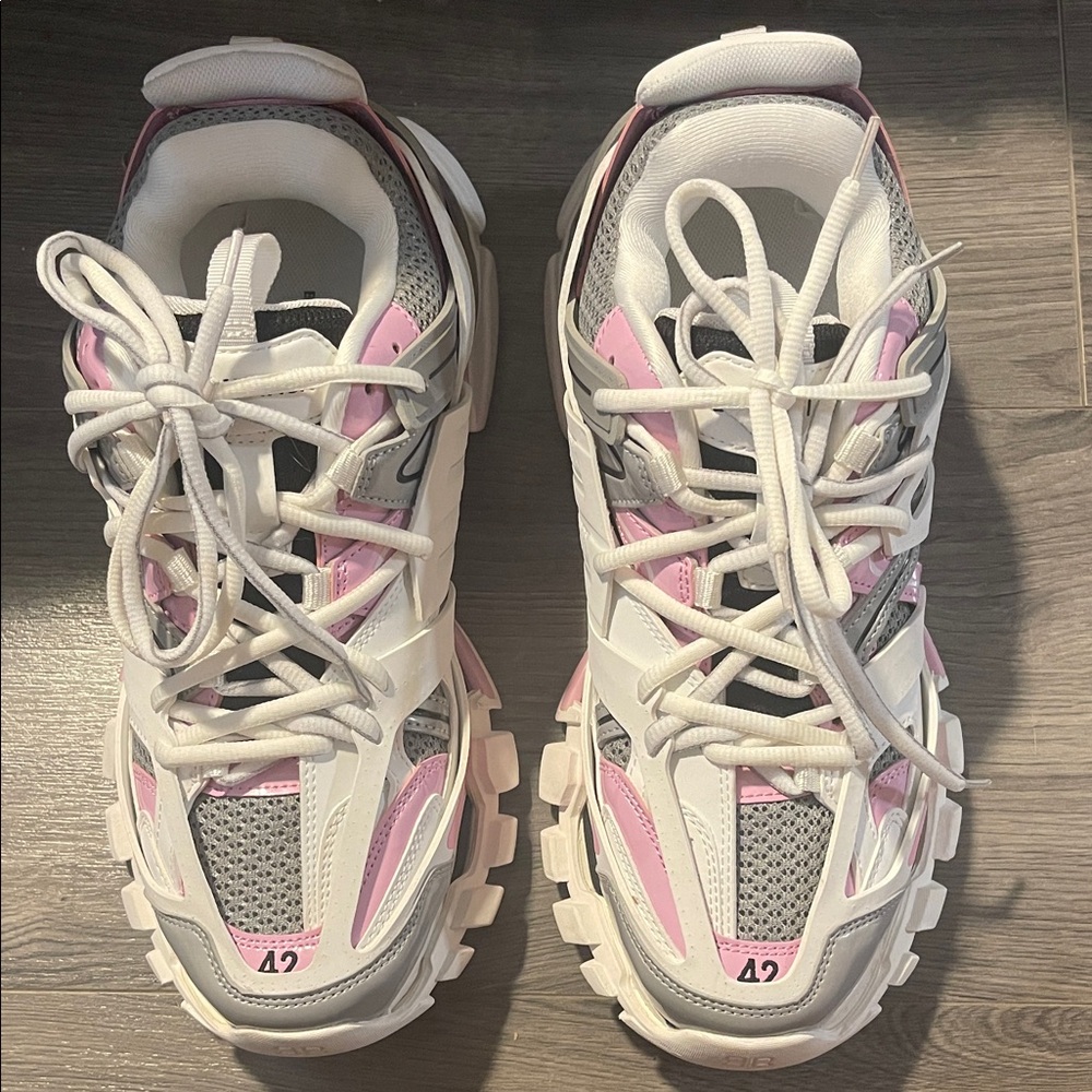 Women's Athletic Shoes - White, Pink, Gray